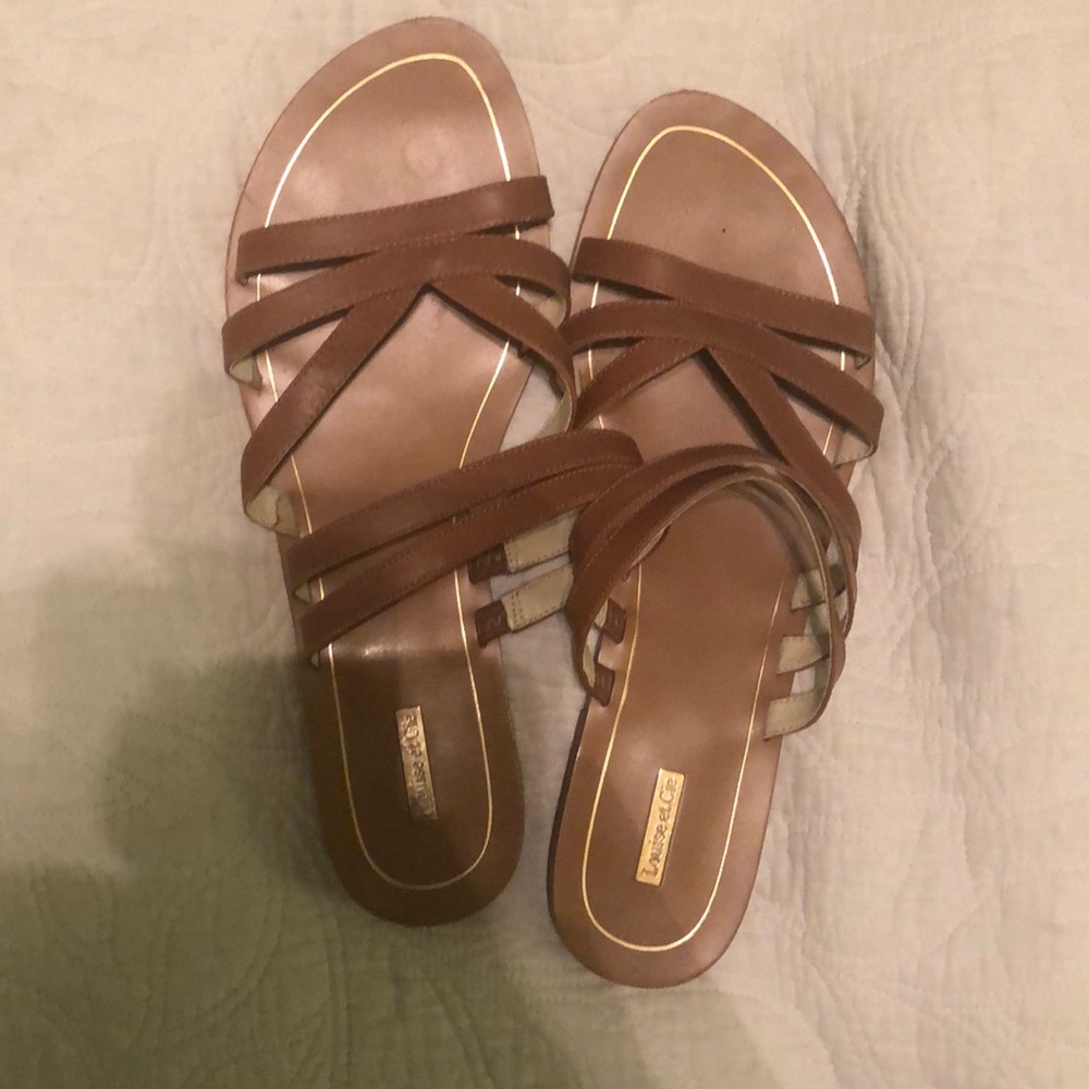 SO COMFORTABLE Tan sandals, WORN ONCE